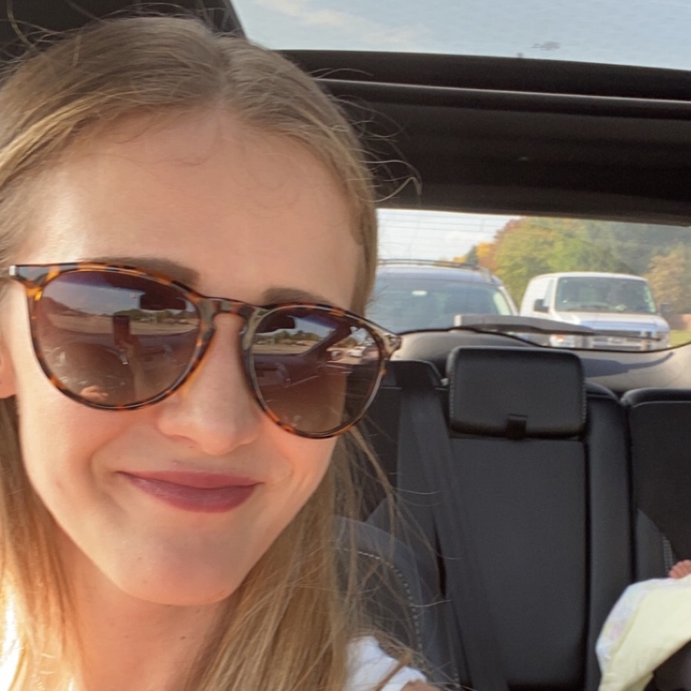 Meet your Posher, Natalie